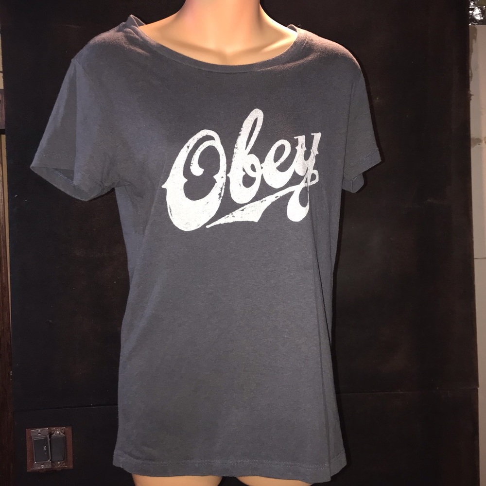 OBEY Graphic Tee. Medium.